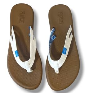 Flojos Thong Sandals in White Beach Comfort Cruising Island Vacation: Women's 10